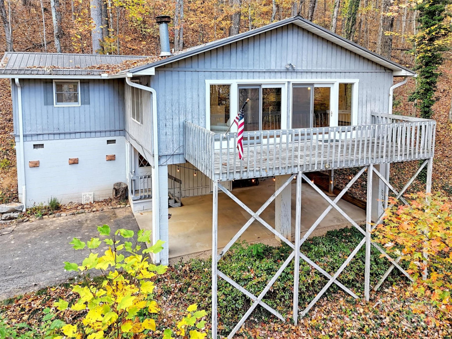 663 Dogwood Trl Waynesville, NC 28786