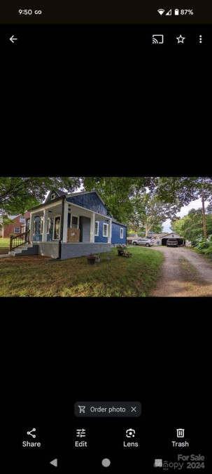 208 East End Ave Statesville, NC 28677