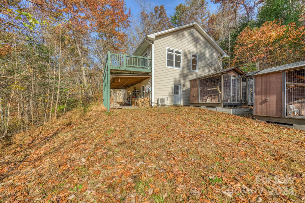 534 Parson Branch Rd Green Mountain, NC 28740