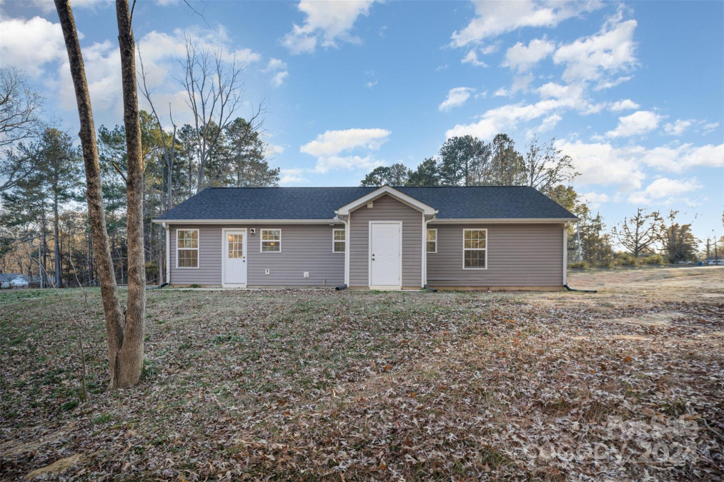 1681 Evans Dr Lancaster, SC 29720