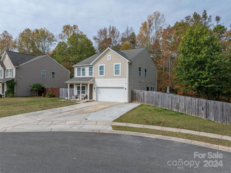 1517 Black Swan Ct Clover, SC 29710