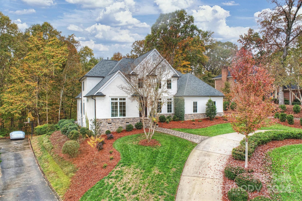 6738 Wynfaire Ln Charlotte, NC 28210