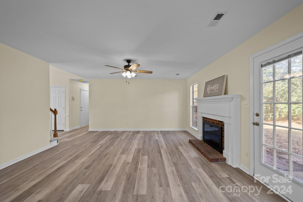 9109 Agnes Park Ln Huntersville, NC 28078