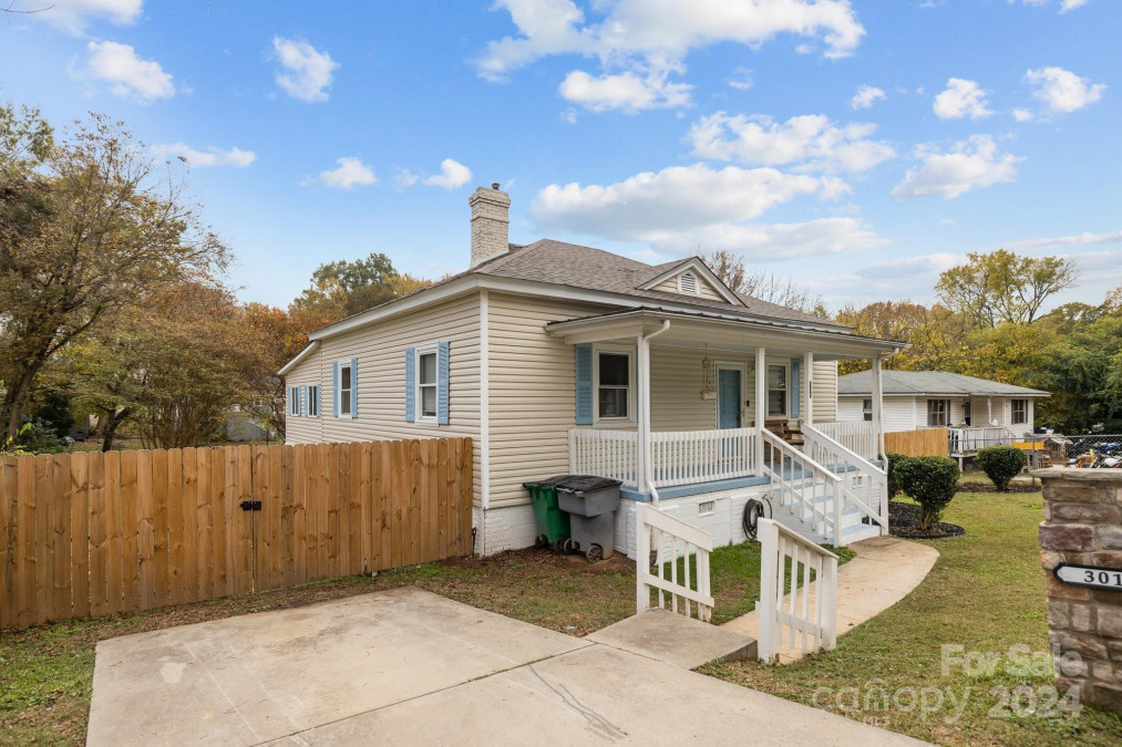 301 Crigler St Charlotte, NC 28208