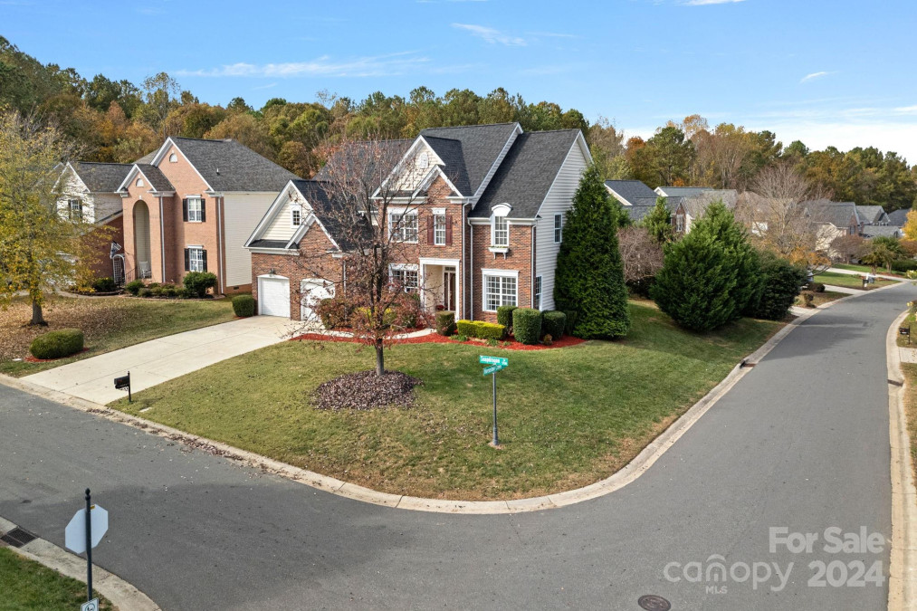 5833 Snapdragon Ln Huntersville, NC 28078