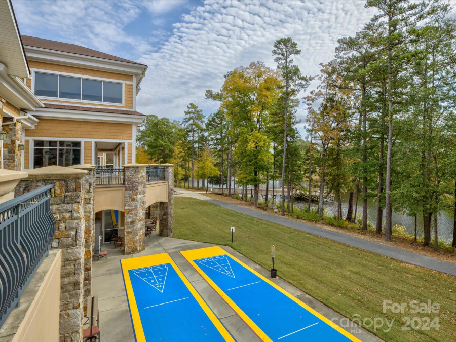 9207 Whistling Straits Dr Fort Mill, SC 29707