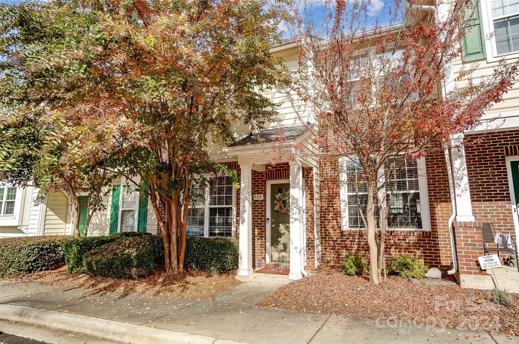 928 Azurine Cir Fort Mill, SC 29708