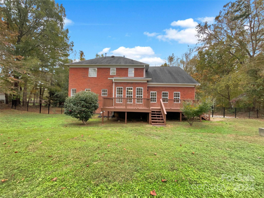 1412 Windward Cv Matthews, NC 28104