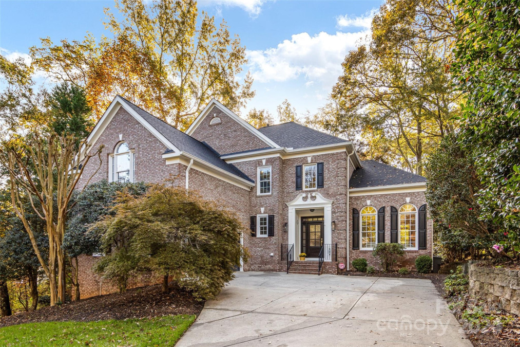 2215 Beaucatcher Ln Charlotte, NC 28270