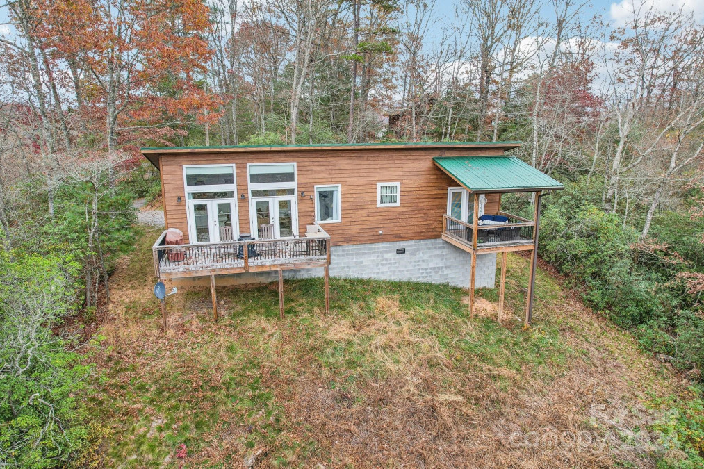 354 Ivy Ridge Cir Sylva, NC 28779