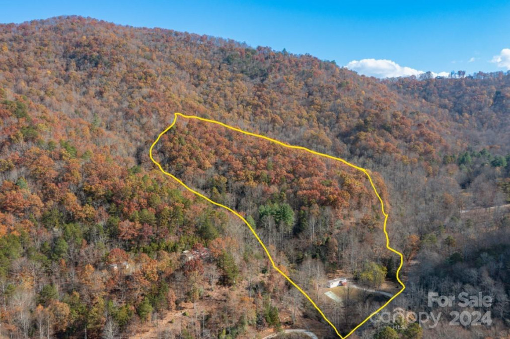 1551 Sawmill Creek Rd Bryson City, NC 28713