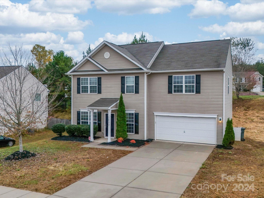 2033 Roscommon Dr Clover, SC 29710