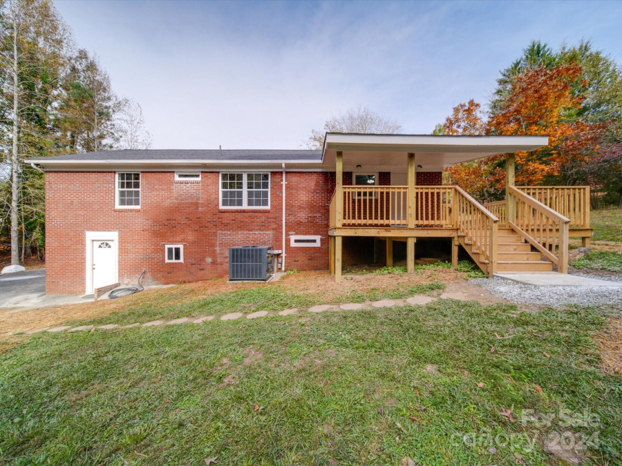 225 Sunset Dr Wadesboro, NC 28170