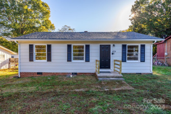 424 Wilson St Statesville, NC 28677