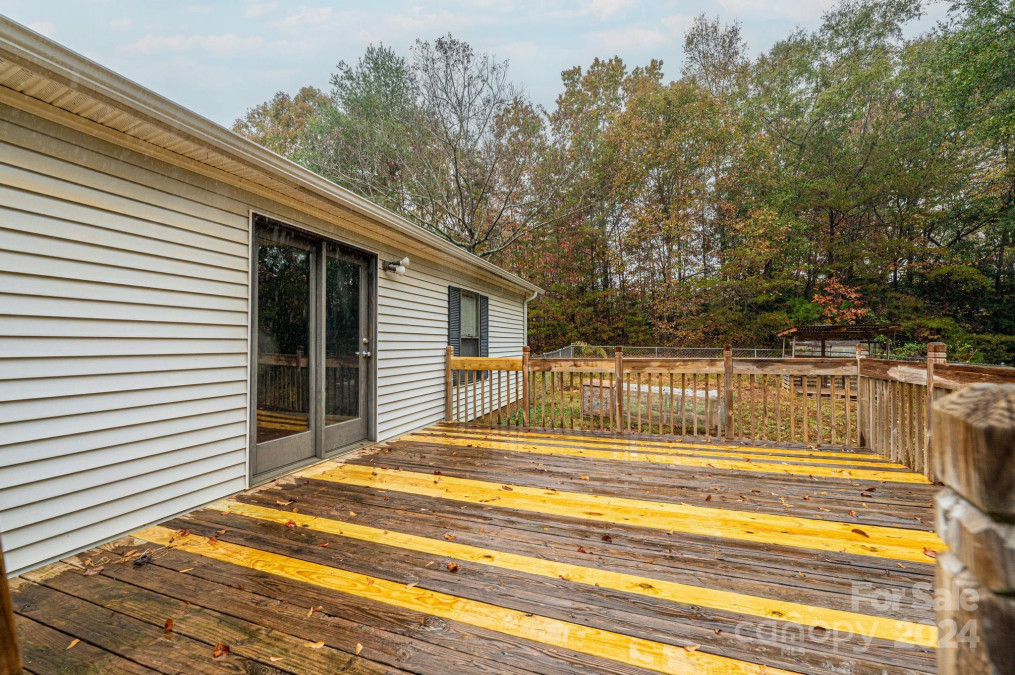 3945 Martin Fish Pond St Hickory, NC 28602