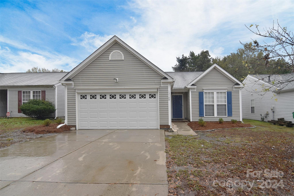 13109 Planters Row Dr Charlotte, NC 28278