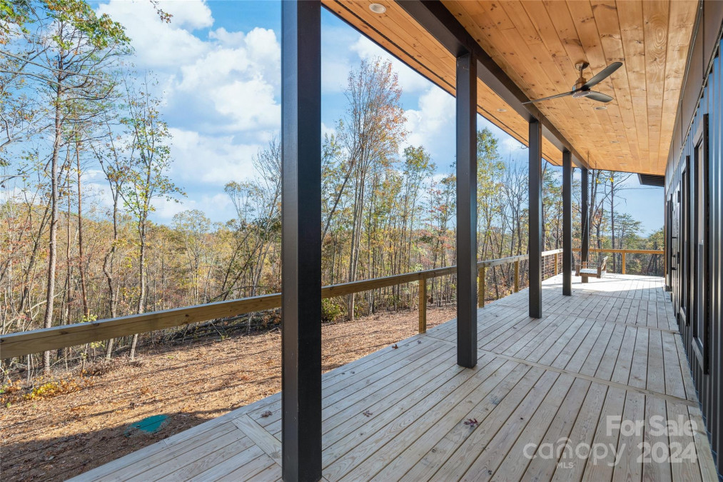 218 Sunflower Ln Lake Lure, NC 28746