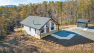 218 Sunflower Ln Lake Lure, NC 28746