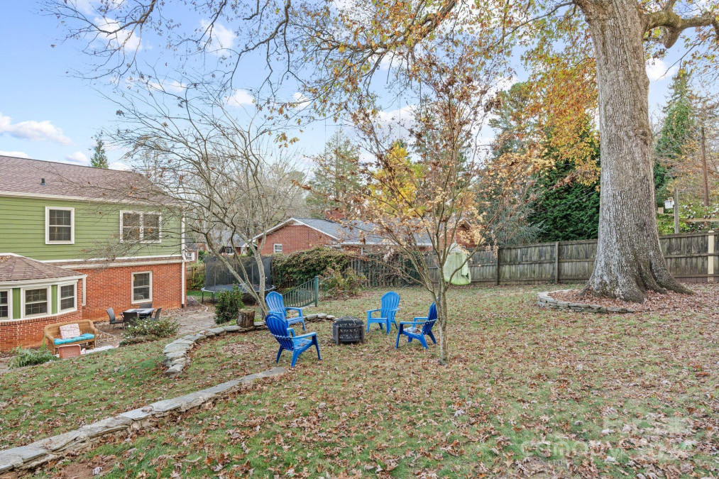 46 Bear Creek Rd Asheville, NC 28806