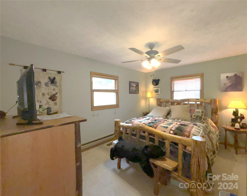 12 Boulder Ln Maggie Valley, NC 28751