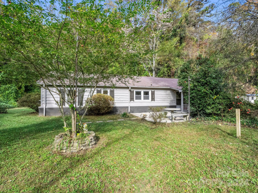 3016 Us 176 Hw Tryon, NC 28782