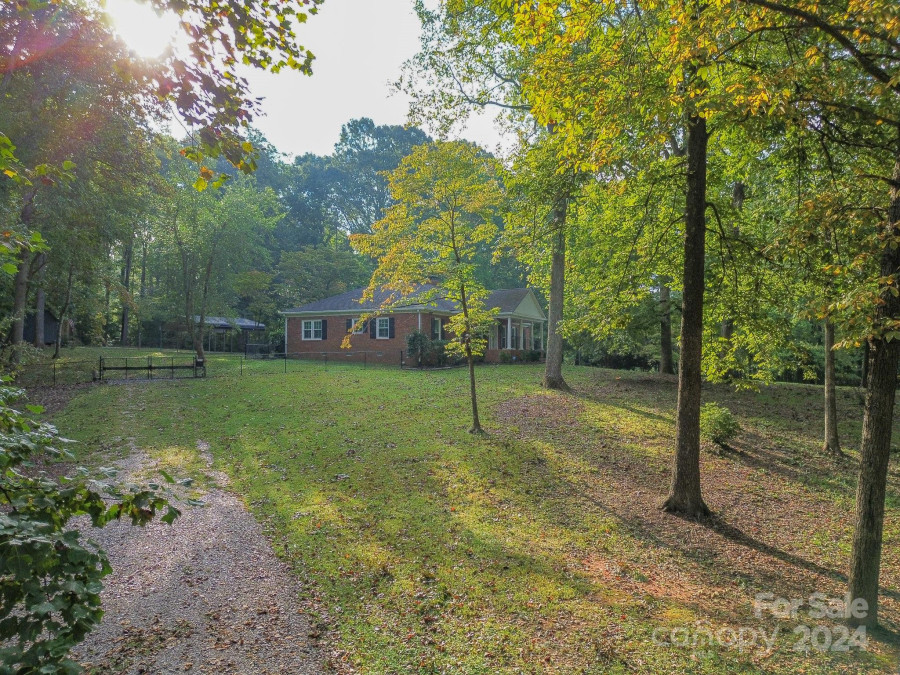 406 Forest Dr York, SC 29745