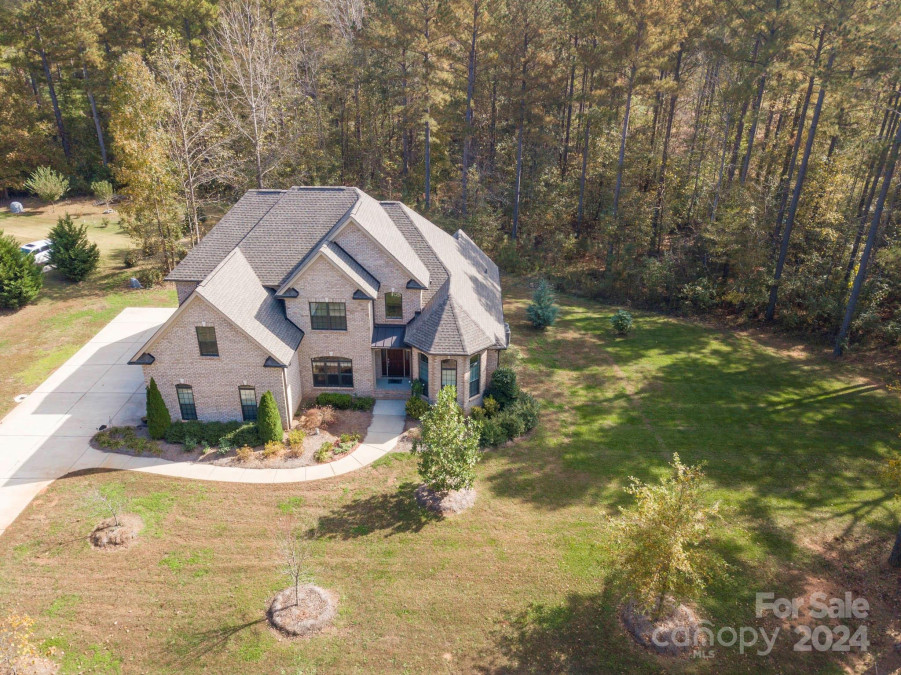 1049 Ledge Wood Ln Clover, SC 29710