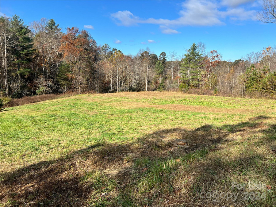 374 Deer Ln Union Grove, NC 28689