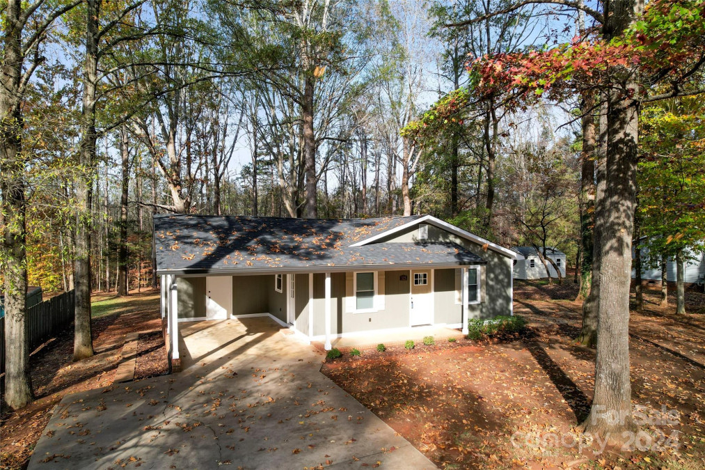 325 Spring Oak Dr Salisbury, NC 28147