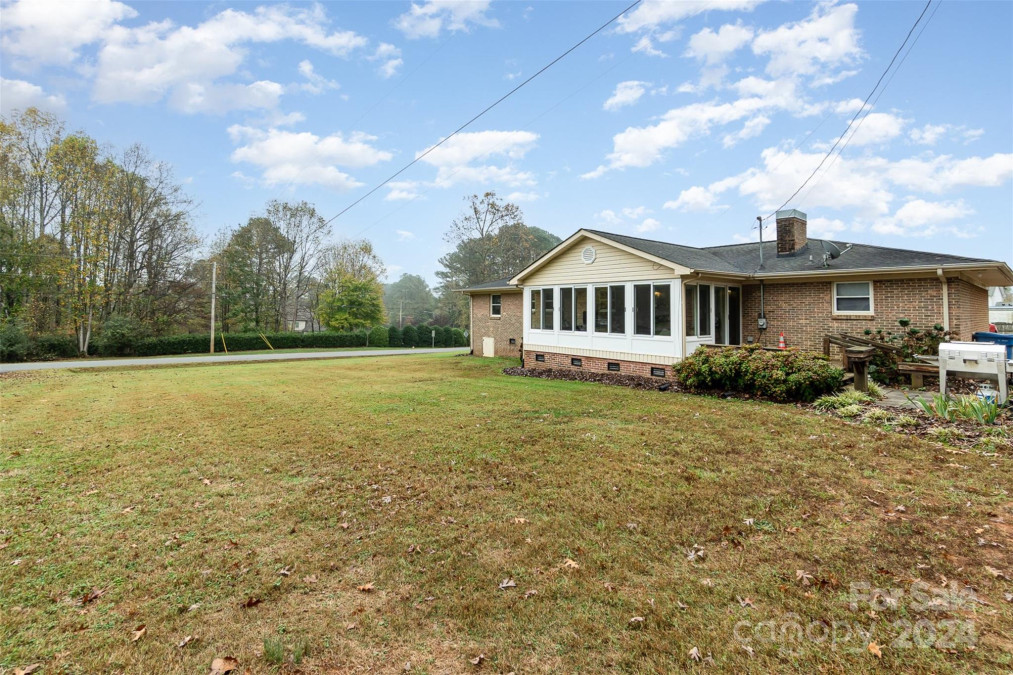 15129 Thompson Rd Mint Hill, NC 28227