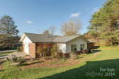 393 Wayside Ln Hendersonville, NC 28792