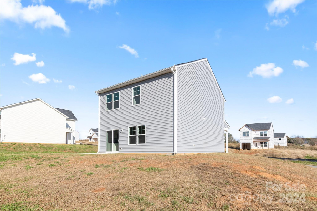 136 Red Cedar Ln Statesville, NC 28625