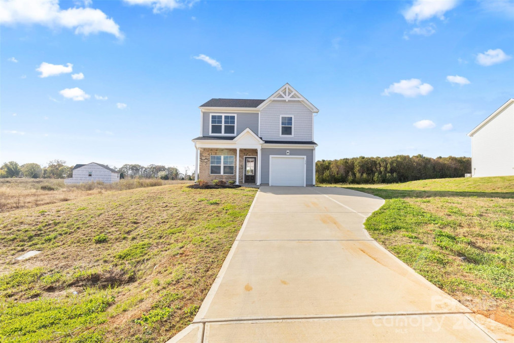 136 Red Cedar Ln Statesville, NC 28625