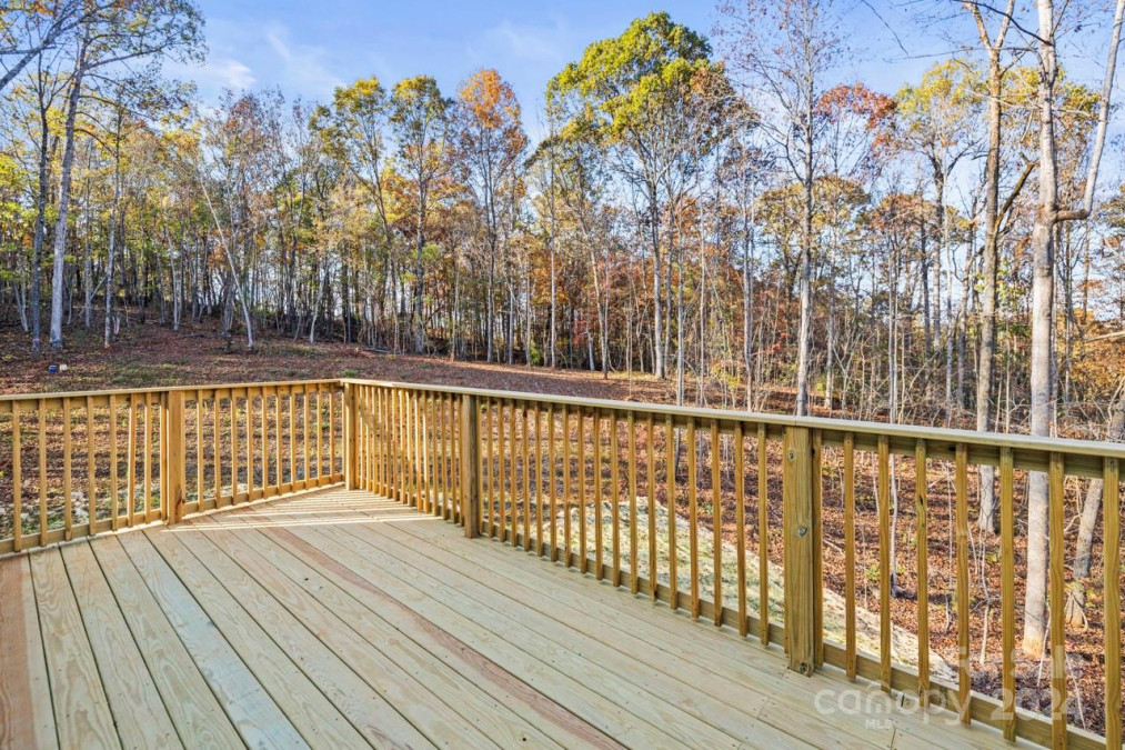 3146 Captains Cove Ln Lincolnton, NC 28092