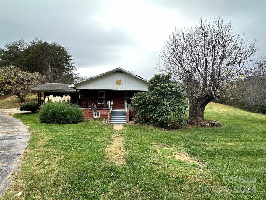 349 Gorman Bridge Rd Asheville, NC 28806