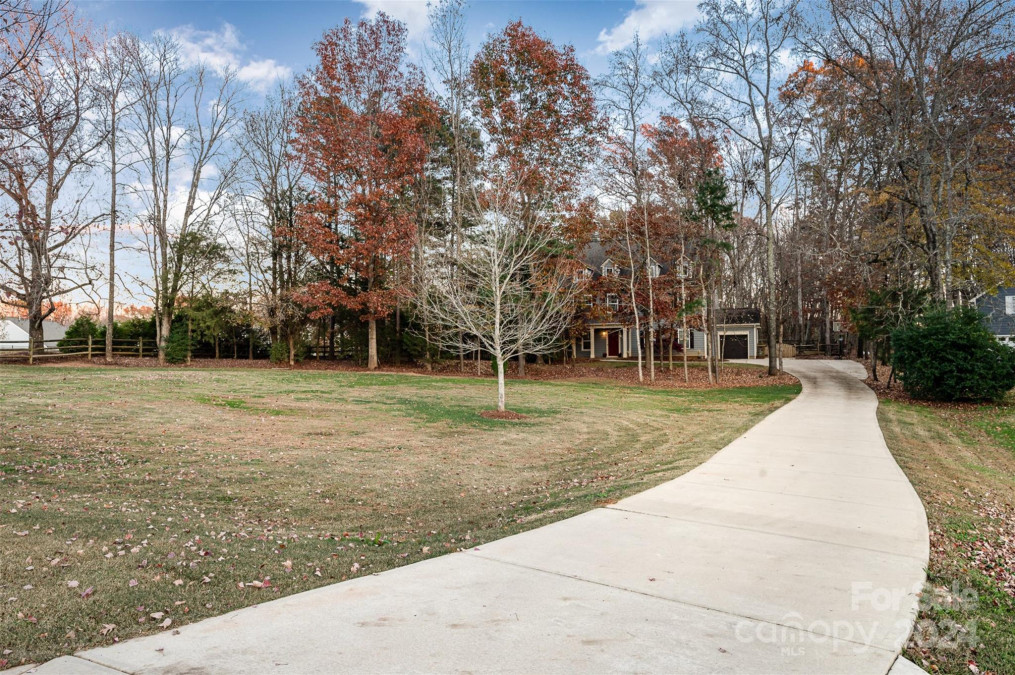 2101 Darian Way Waxhaw, NC 28173