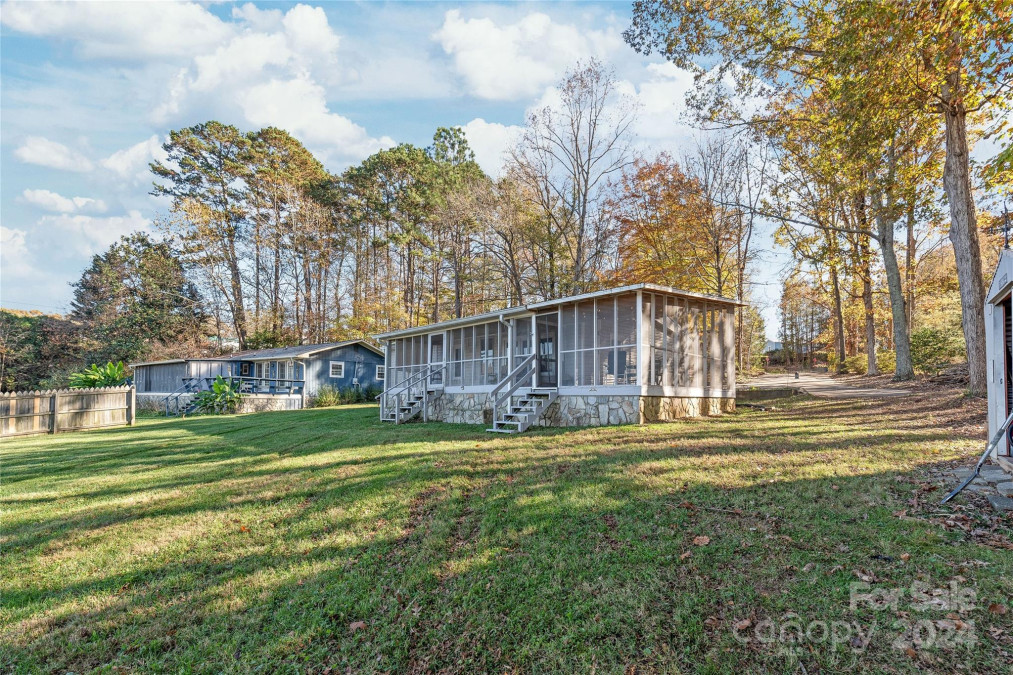 6778 Emerald Isle Dr Sherrills Ford, NC 28673