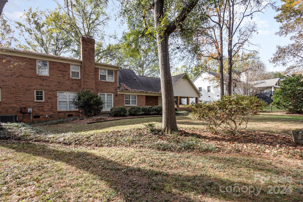 4711 Mcalpine Farm Rd Charlotte, NC 28226