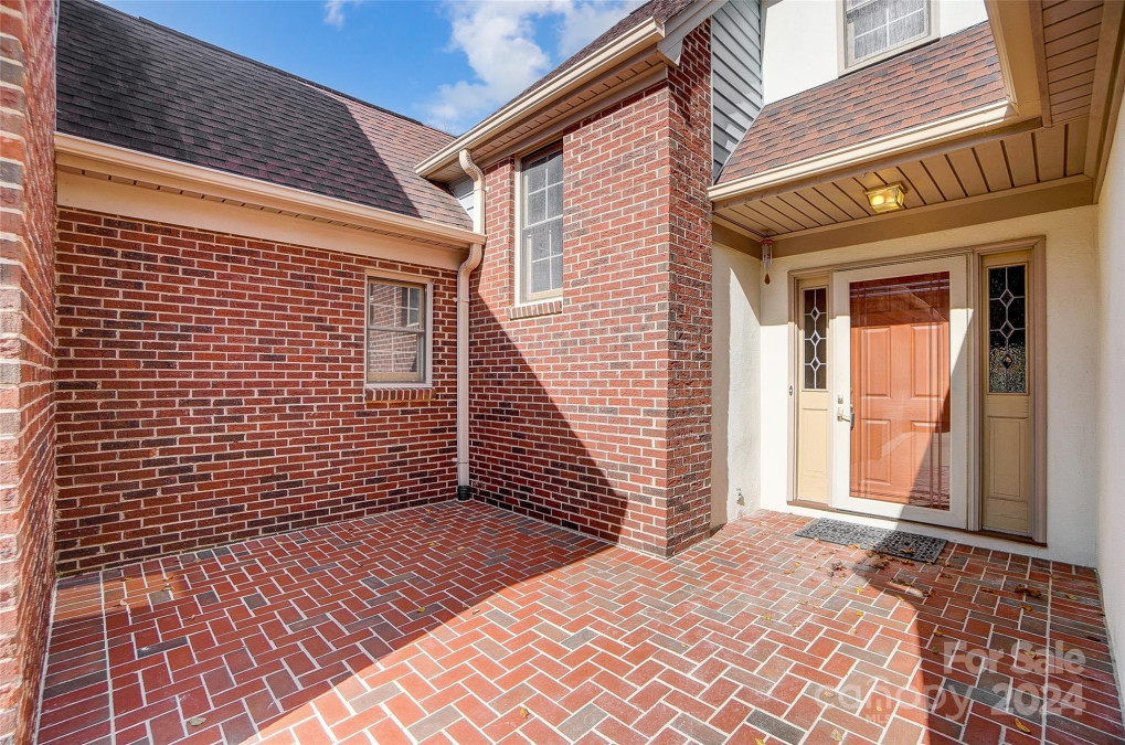 4804 Worthford Ct Charlotte, NC 28226