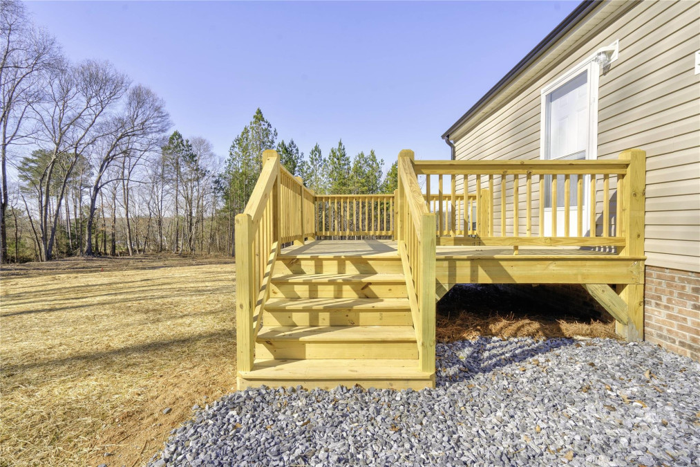 1245 Cleveland Ave Grover, NC 28073