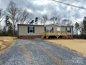 1245 Cleveland Ave Grover, NC 28073