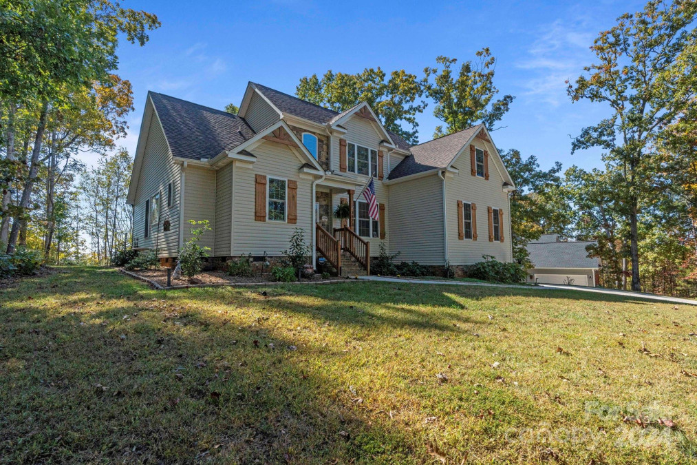 3823 Church Hill Ln Maiden, NC 28650