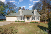 2111 Westminster Ln Matthews, NC 28104