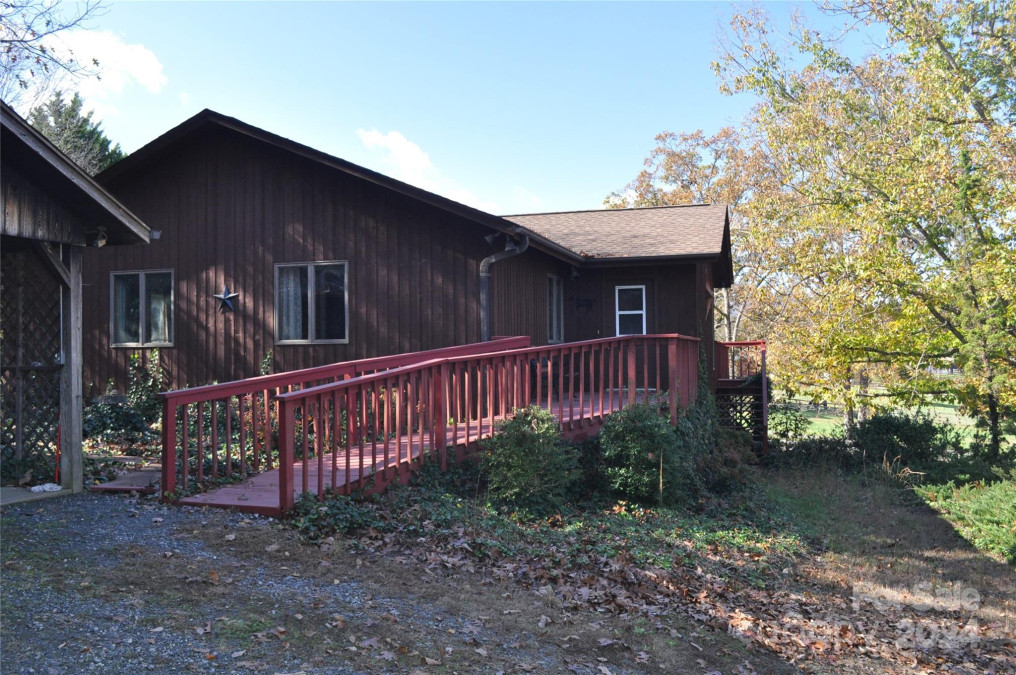 451 Bill Holbert Rd Tryon, NC 28782