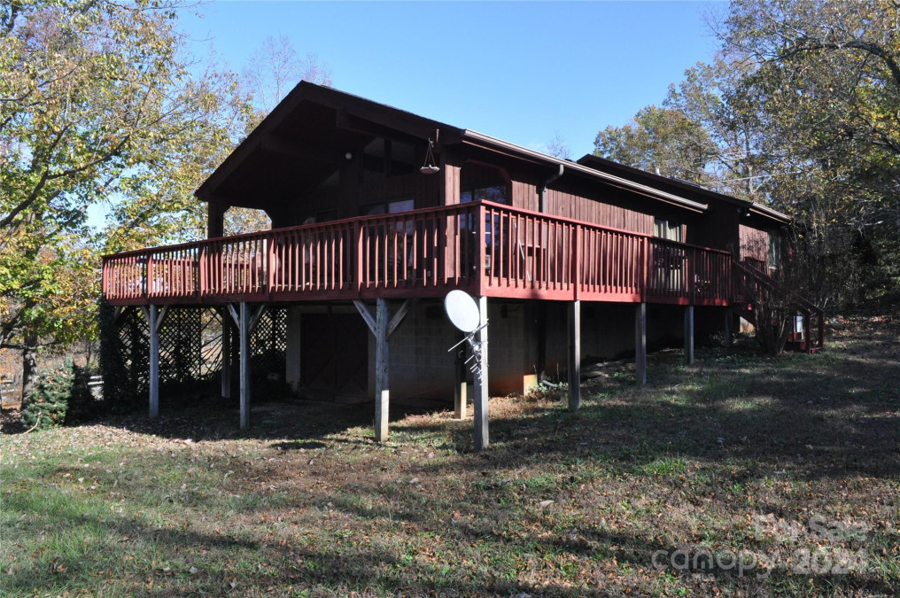 451 Bill Holbert Rd Tryon, NC 28782