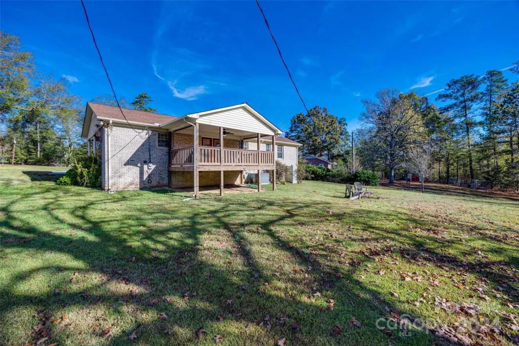 2647 Pineview Dr Lancaster, SC 29720