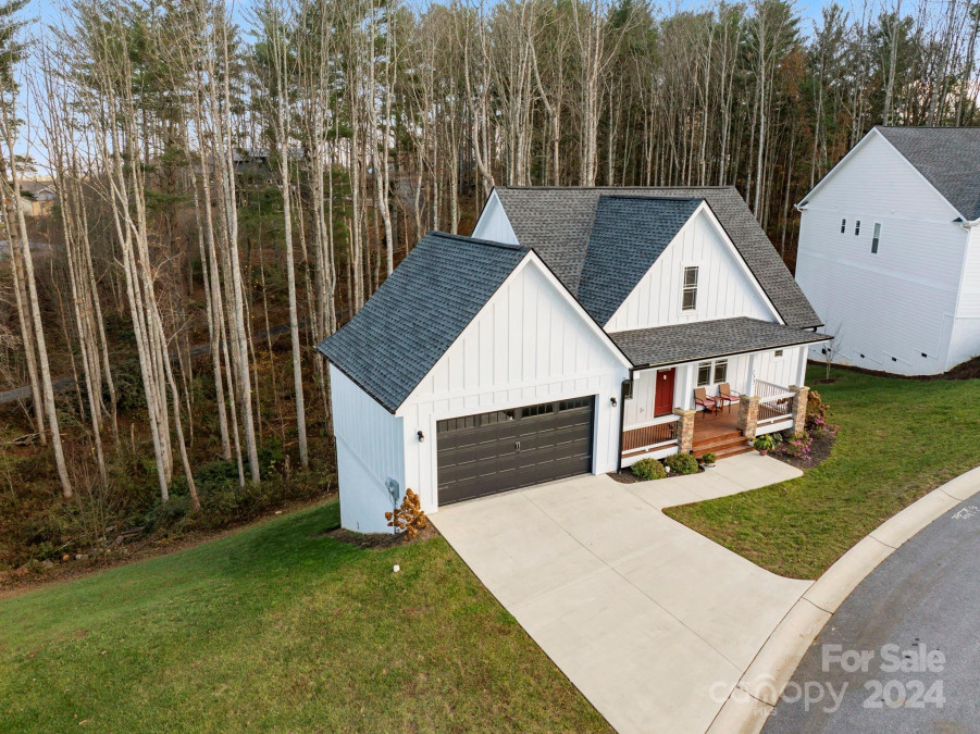 155 Hayes Ridge Ln Mills River, NC 28759