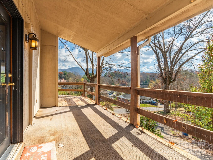 191 Leatherwood Rd Waynesville, NC 28786