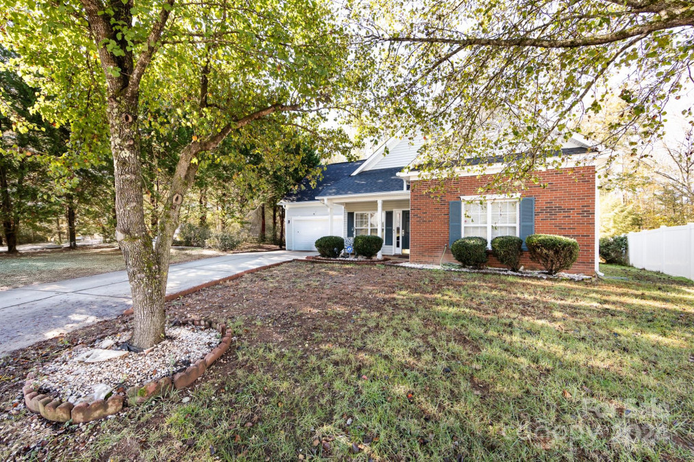 6000 Timbertop Ln Charlotte, NC 28215