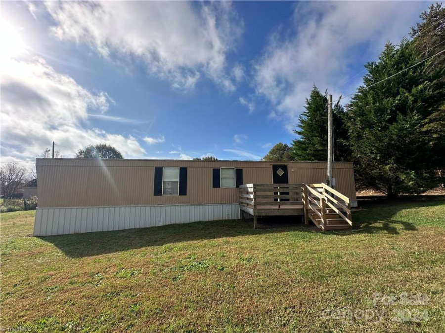 20 Shorty Miller Rd Taylorsville, NC 28681